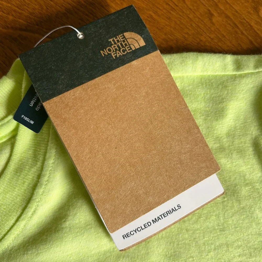 The North Face light green tri-blend tee S NWT